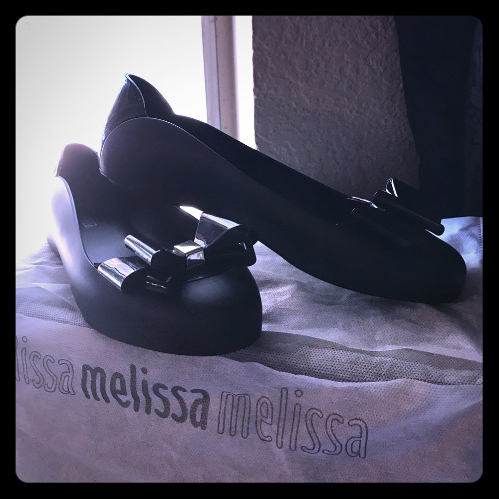 Melissa black shoe